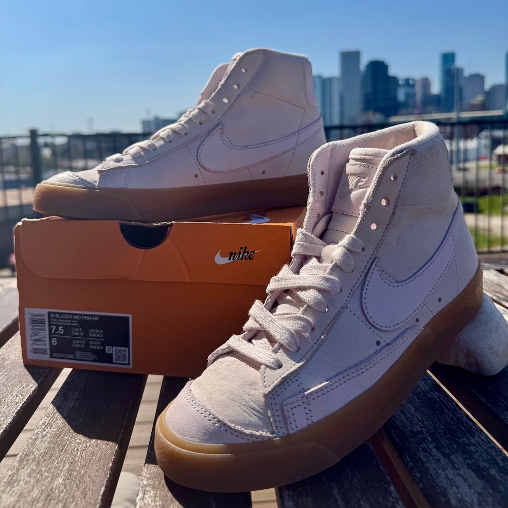 Nike Women's Blazer MID '77 PRM MF Pearl Pink/Pearl Pink, Suede leather,  Sz.7.5